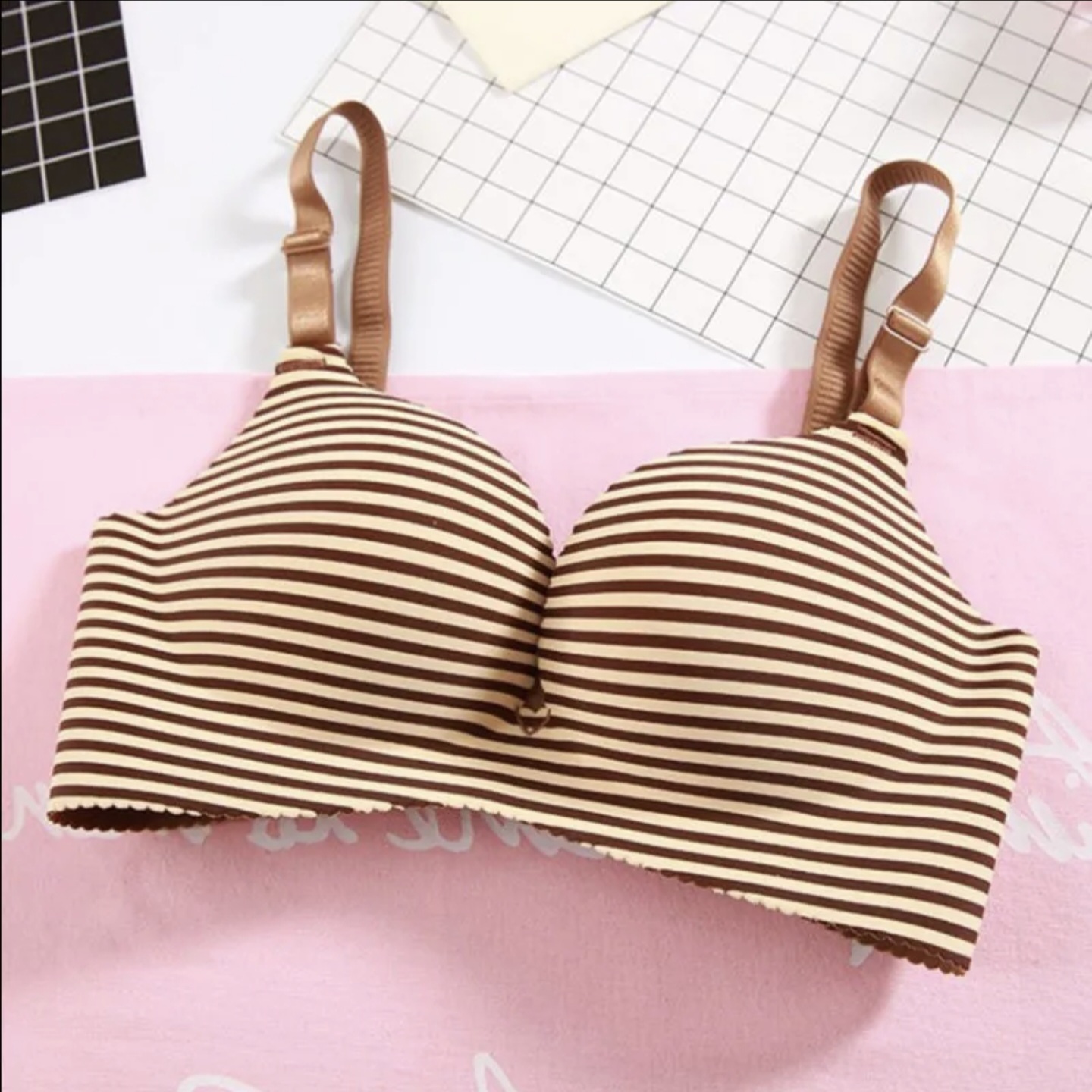 Floral Print Pushup Wire Free Bra | Seamless adjustable Shoulder Strap Four-Sluggled Buckle Underwear Gathered Bra Brown Stripes